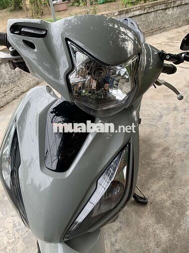 Honda Vision Xám xi măng Xăng