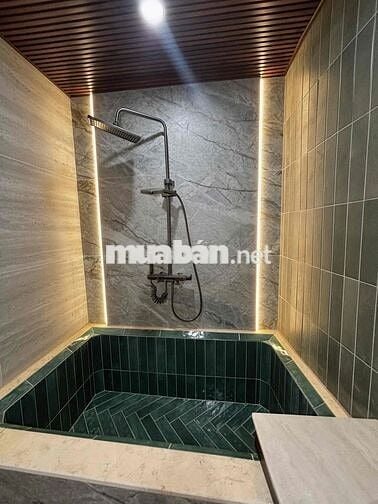 Bán nhà 45m2 Sát Mặt Tiền Nguyễn Hoàng