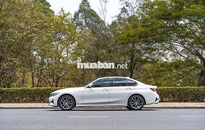 BMW 320i Sportline