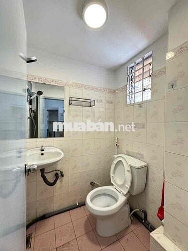 Phòng mới – nhỏ gọn, riêng tư, phù hợp cho 1 bạn nam.