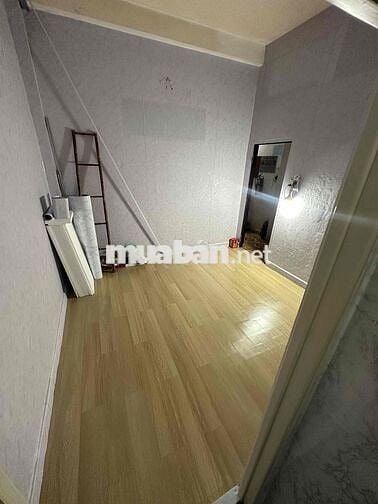 cho thuê trọ nhà 3 lầu dư 1 phòng lầu 1 giờ tự do
