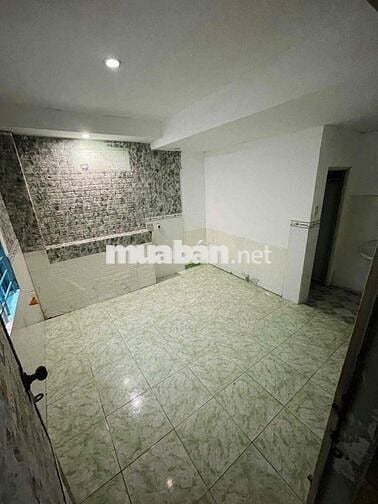 NHÀ CHO THUÊ NGUYÊN CĂN Đ. 10, P. Thủ Đức - (Gần ĐH Ngân Hàng)
