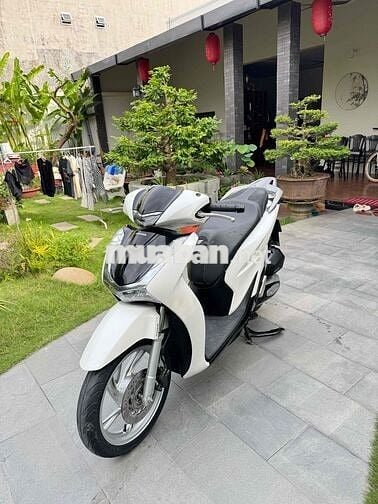 SH150 ABS 2021 Trắng rin 1 chủ lướt đẹp