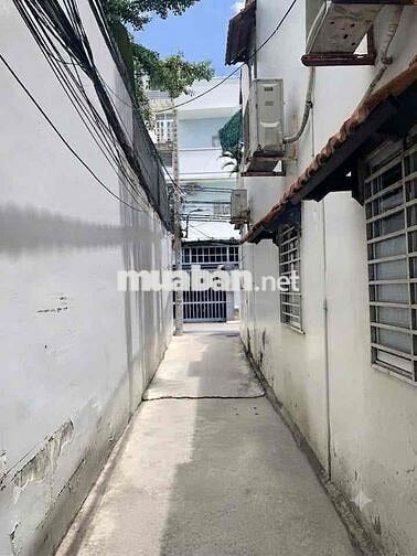 Q7 - Huỳnh Tấn Phát - 4 Tỷ 2 - Nhà 3 Tầng 36m² - Ngang 4m - 4PN - Hẻm