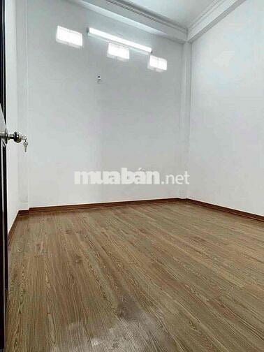 Q7 - Huỳnh Tấn Phát - 4 Tỷ 2 - Nhà 3 Tầng 36m² - Ngang 4m - 4PN - Hẻm