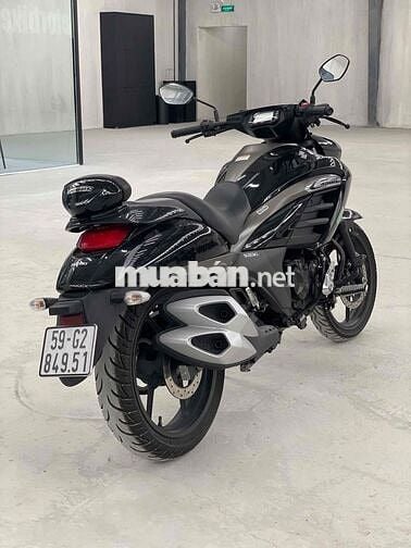 Suzuki Intruder 150 2021 900 km Đen
