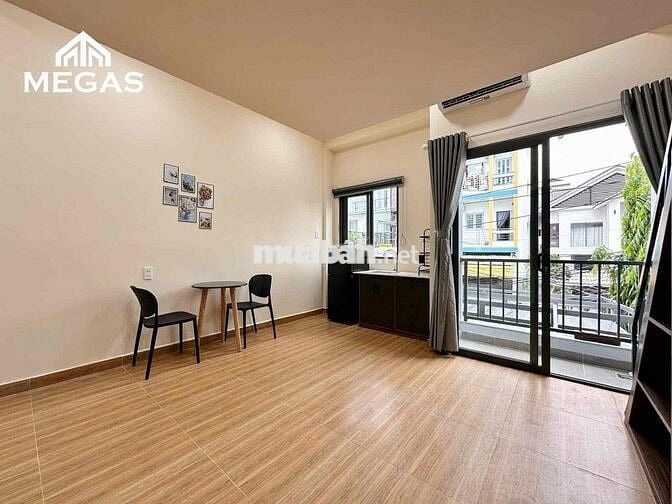 CHO THUÊ CĂN DUPLEX BAN CÔNG RỘNG 38m2 - NGAY CHỢ TÂN ĐINH QUẬN 1