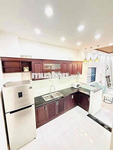 🛑Nhà mới đẹp, 3 tầng (4.3x10m), sổ đẹp, hẻm 3.5m Âu Dương Lân