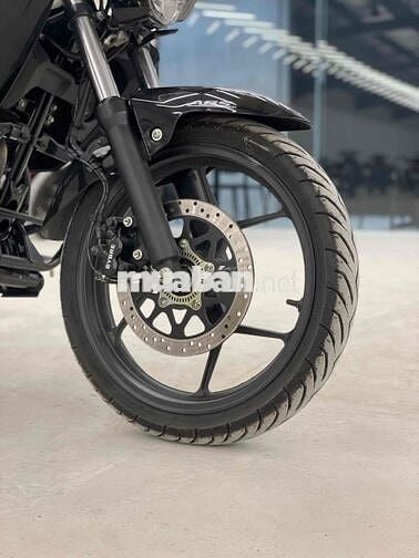 Suzuki Intruder 150 2021 900 km Đen