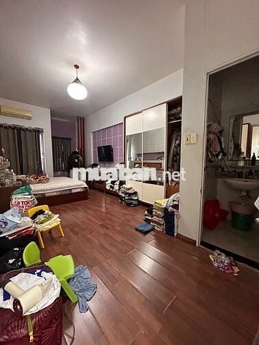Lô 22 vị trí đắc địa bậc nhất trung tâm Gia viên