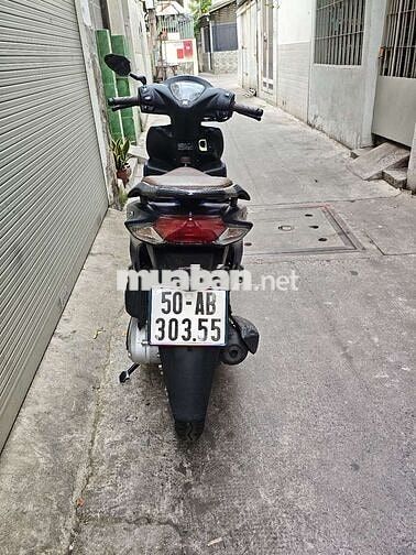 Cần bán Vision 2025 1300km xe lướt