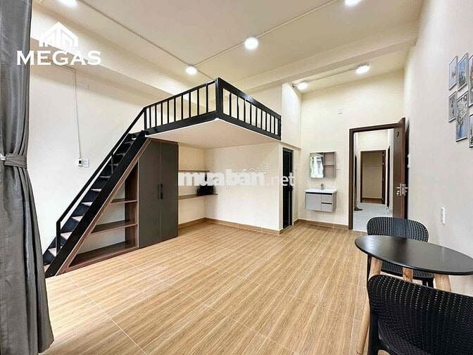 CHO THUÊ CĂN DUPLEX BAN CÔNG RỘNG 38m2 - NGAY CHỢ TÂN ĐINH QUẬN 1