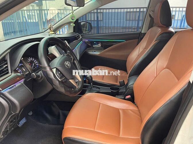 Toyota Innova 2019 G Tự động Trắng