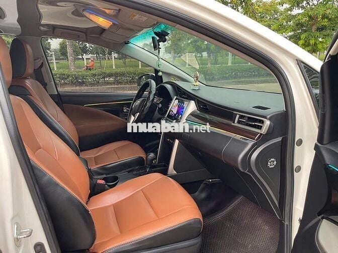 Toyota Innova 2019 G Tự động Trắng