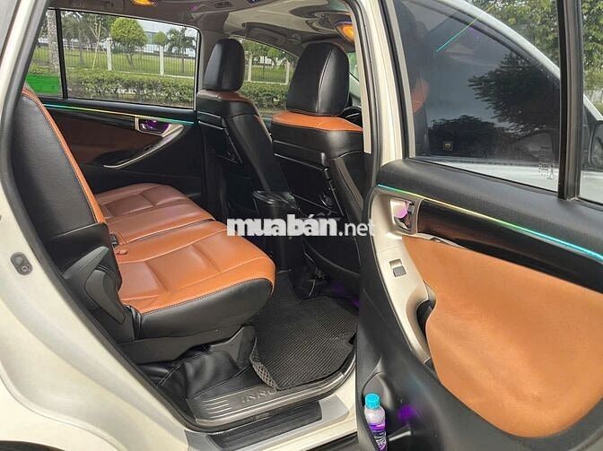 Toyota Innova 2019 G Tự động Trắng