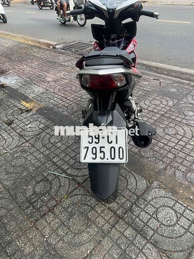 Honda RS150R Côn tay Đỏ đen