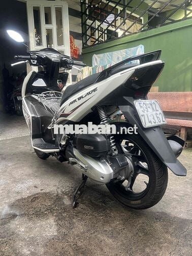 Honda Air Blade Trắng đen 34.464 km