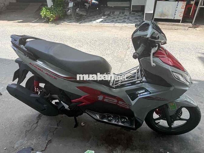 Air Blabe 2023 4val xám đỏ xe đẹp máy zin