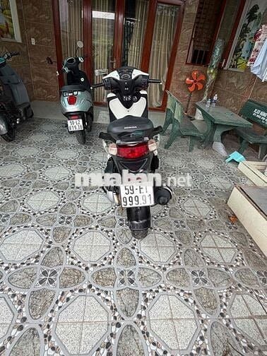 Honda SH ý 150 Trắng