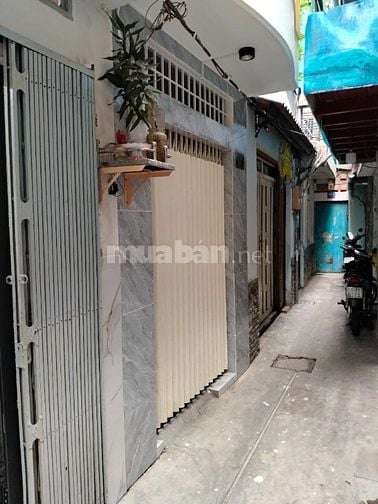 Nhà đúc 2 lầu giá rẻ Quận 11 TpHCM