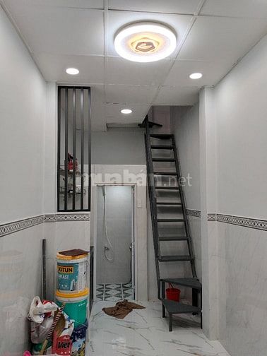 Nhà đúc 2 lầu giá rẻ Quận 11 TpHCM