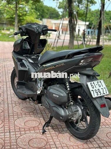 Honda Air Blade Đen