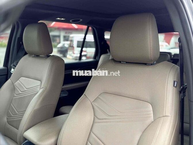 Ford Everest Titanium 4x4 2023 Đen