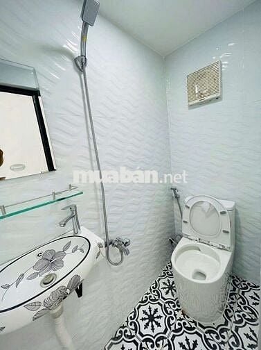 3.78TY MẶT TIỀN KD Q3 4 TẦNG NHÀ MỚI DỌN VÀO VỪA KD VỪA Ở@