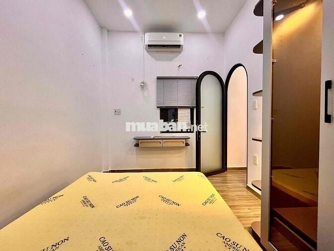 Cho thuê nhà 2Pn 2Wc - Sẵn nội thất, gần Ngã 4 Dương Quảng Hàm - NTS