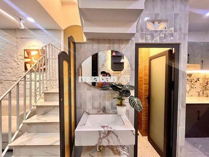 Cho thuê nhà 2Pn 2Wc - Sẵn nội thất, gần Ngã 4 Dương Quảng Hàm - NTS