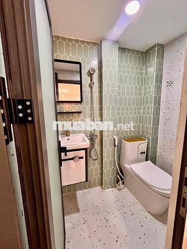Cho thuê nhà 2Pn 2Wc - Sẵn nội thất, gần Ngã 4 Dương Quảng Hàm - NTS