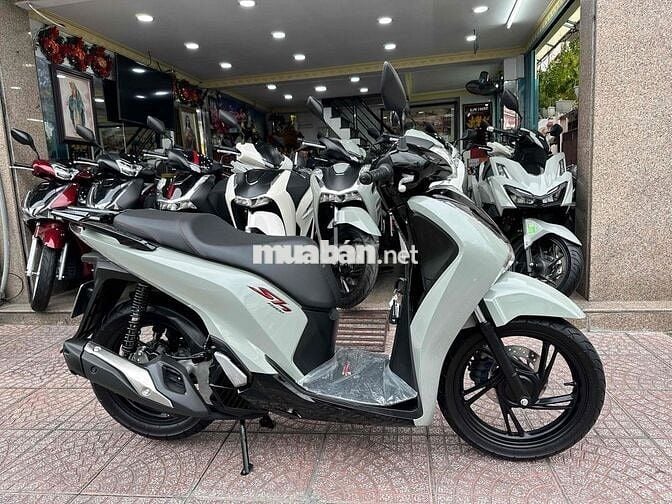 Honda SH 150i 2018 Xám Xi Măng BSTP Chính Chủ