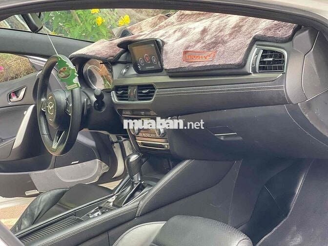 Mazda Mazda 6 2018 2.0 Số tự động Trắng