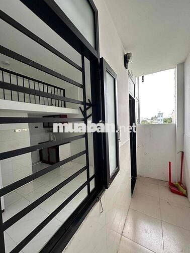 PHÒNG TRỌ VƯỜN LÀI ,NGAY ĐẠI HỌC NGUYỄN TẤT THÀNH