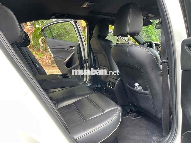 Mazda Mazda 6 2018 2.0 Số tự động Trắng