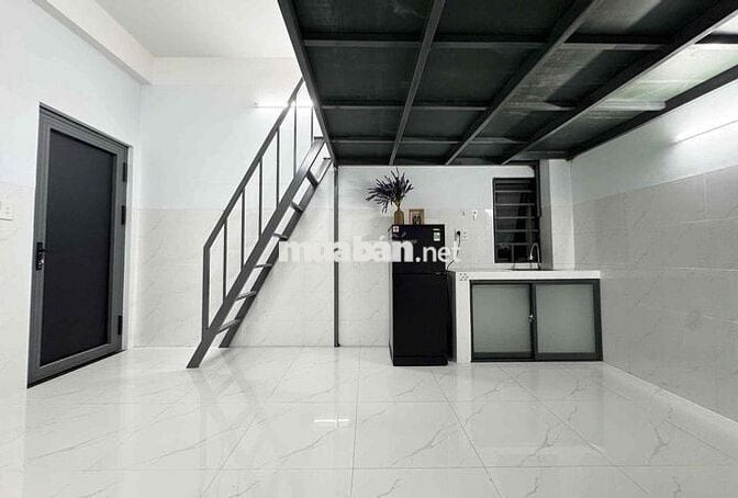 Phòng rộng 30m2 mới xây ngay Phạm Văn Chiêu