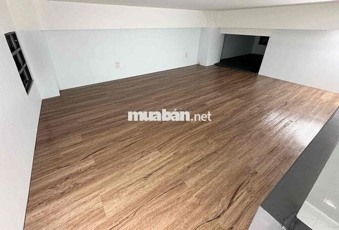 Phòng rộng 30m2 mới xây ngay Phạm Văn Chiêu