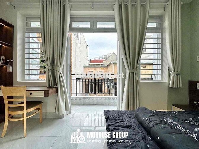 CHDV 2 PHÒNG NGỦ - CỬA SỔ, BAN CÔNG - TRỐNG SẲN GẦN HSU, HUFI