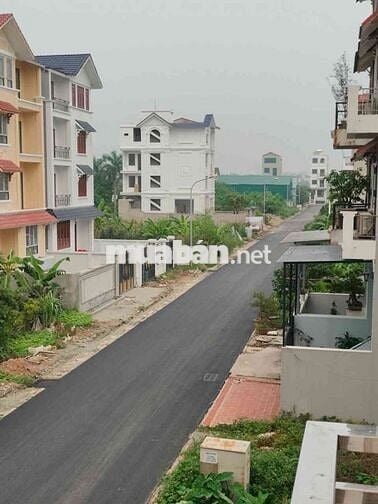 Siêu phẩm liền kề sát đại lộ 32 vỉa hè oto tránh, giá chỉ từ 120 tr/1m
