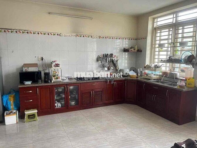 Cho thuê nhà full nội thất đường Đặng Thuỳ Trâm. DT 6x22m. Giá 38tr/th