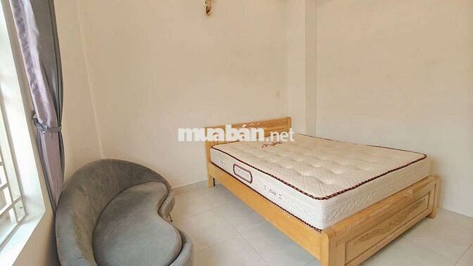 Căn Hộ Tách Bếp 40m2 Cửa Sổ Thoáng Mát Gần Sân Bay, Quận Tân Bình