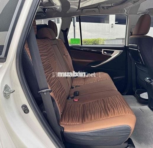 Toyota Innova 2.0G 2018 Trắng xe gia đình