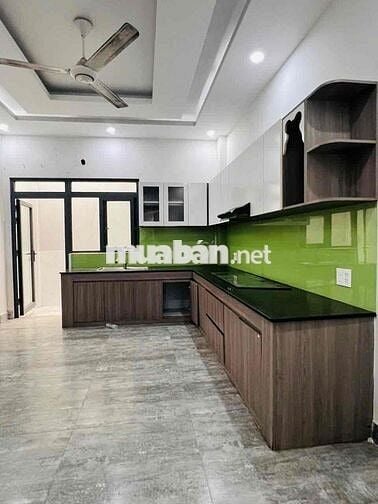 NHÀ RỘNG TX25. TRỆT 2 LẦU 4PN 4WC. SÂN XE HƠI