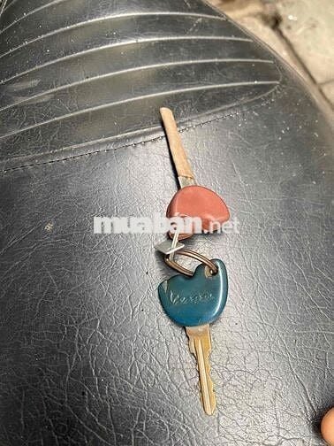 Piaggio Vespa LX 125 Trắng Zin chưa tháo