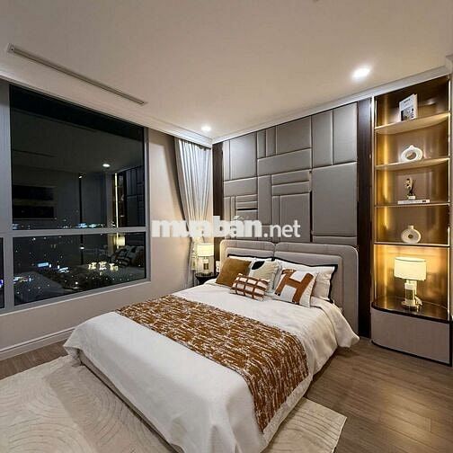 Bán căn góc 150m2, 4PN, 3WC, view sông tại Landmark 6, full nội thất 