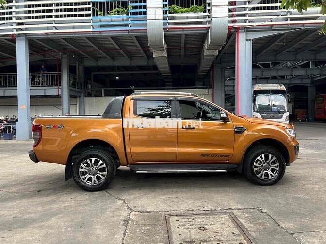 Ranger Wildtrak 4x4 Sx cuối 2018 xuất VAT cao.