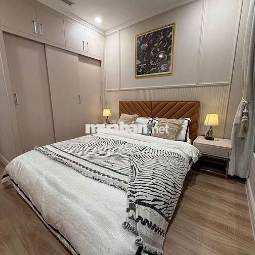 Bán căn góc 150m2, 4PN, 3WC, view sông tại Landmark 6, full nội thất 