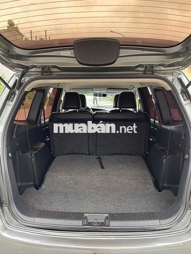 Nissan Grand Livina Xám 7 chỗ xăng