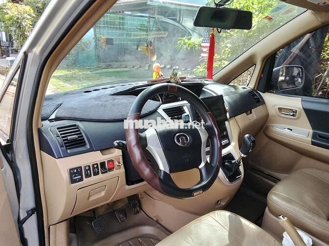 xe 7 chỗ Số sàn Bạc