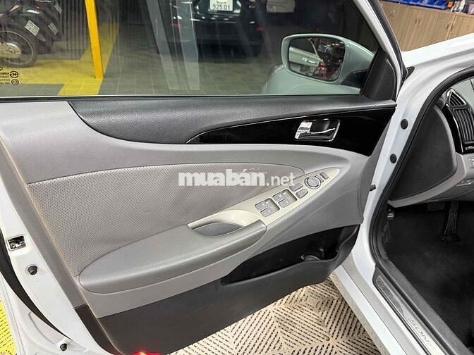 Hyundai Sonata 2010 đklđ 2011 một chủ mua mới